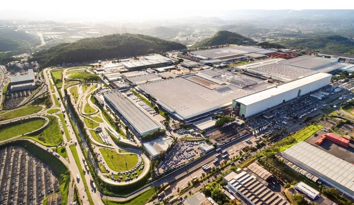 Stellantis anuncia R$ 30 bilhões para lançar 40 veículos no Brasil até 2030