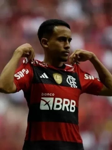 Jogador do Flamengo tem carro assaltado após deixar o Maracanã: “Pior cena da minha vida”