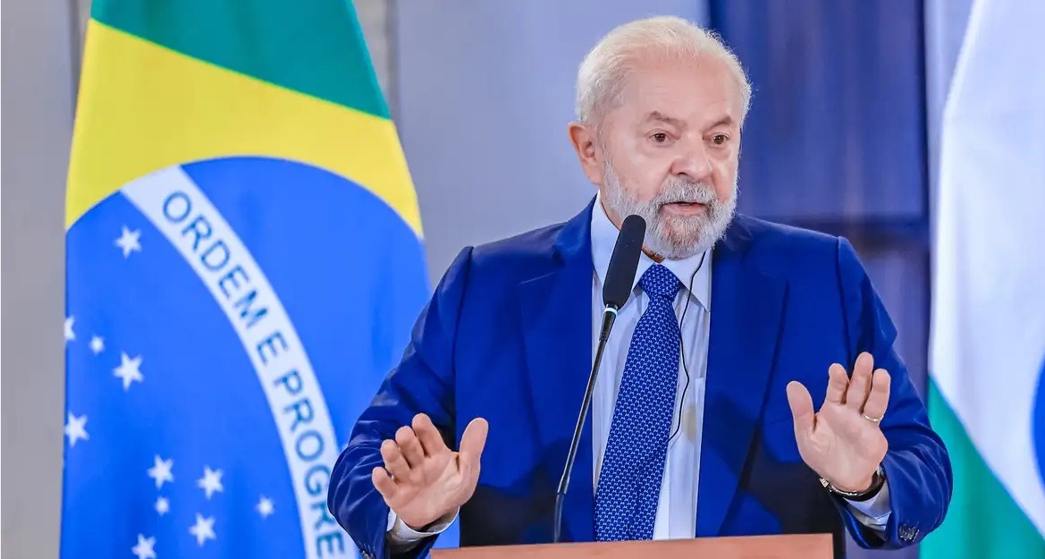 Lula contraria Congresso e veta fim das “saidinhas”