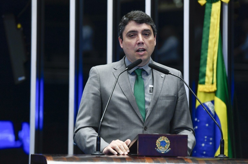 Justiça afasta presidente do Conselho da Petrobras