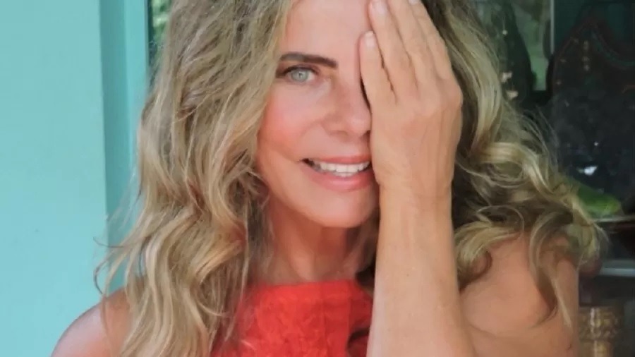 Ex-atriz da Globo é internada após piora em problema estomacal