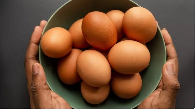 Ovos, aveia e mais 7 alimentos que você deveria consumir todos os dias