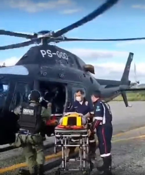Menino de 11 anos é transferido de helicóptero de Caicó para Natal após bater a cabeça em queda de bicicleta