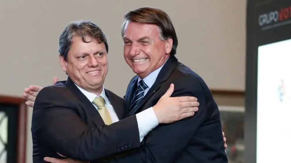 Tarcísio diz que primeiro ato, caso se torne presidente, será indulto a Bolsonaro