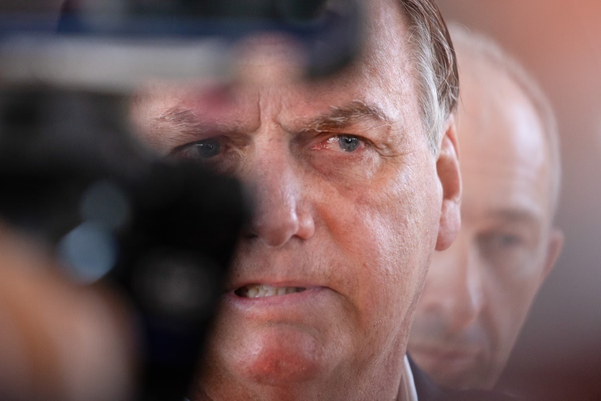 Saiba por que Bolsonaro não acompanha o próprio julgamento no STF