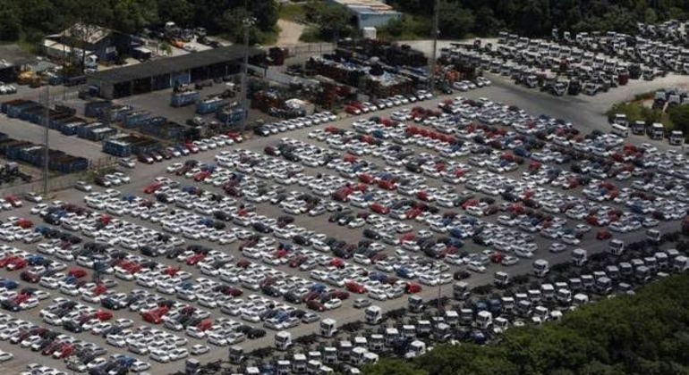 Entre os 'carros populares', só dois modelos estão abaixo de R$ 60 mil