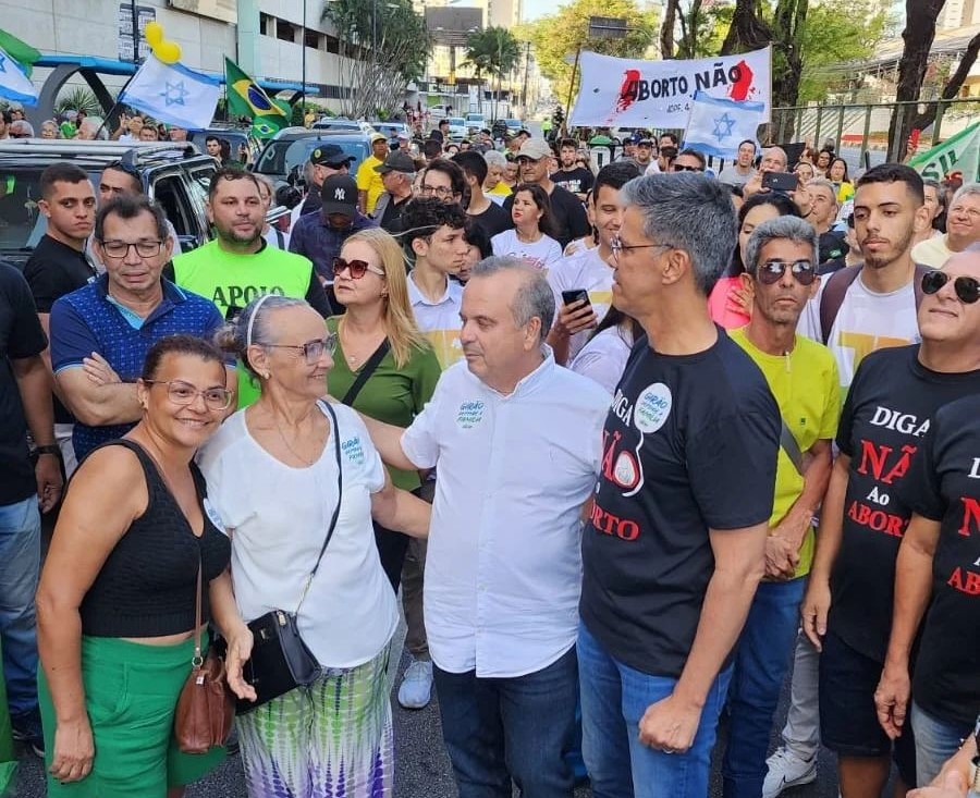 VÍDEO: Rogério Marinho lidera no RN movimento em favor da vida, da família, da liberdade e contra as drogas