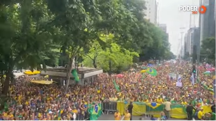 VÍDEO: Multidão ocupa Paulista em SP e protesta contra Lula e a favor da democracia; ASSISTA