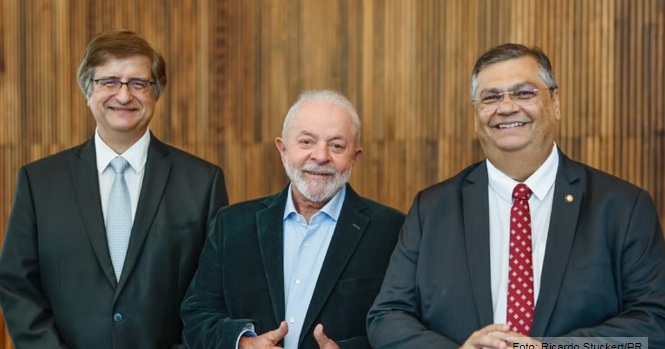 Lula oficializa indicações de Dino para o STF e Gonet para PGR