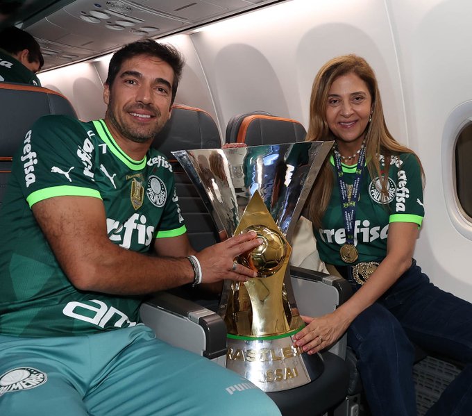 Abel se reúne com Leila, trata de planejamento para 2024 e deve permanecer no Palmeiras
