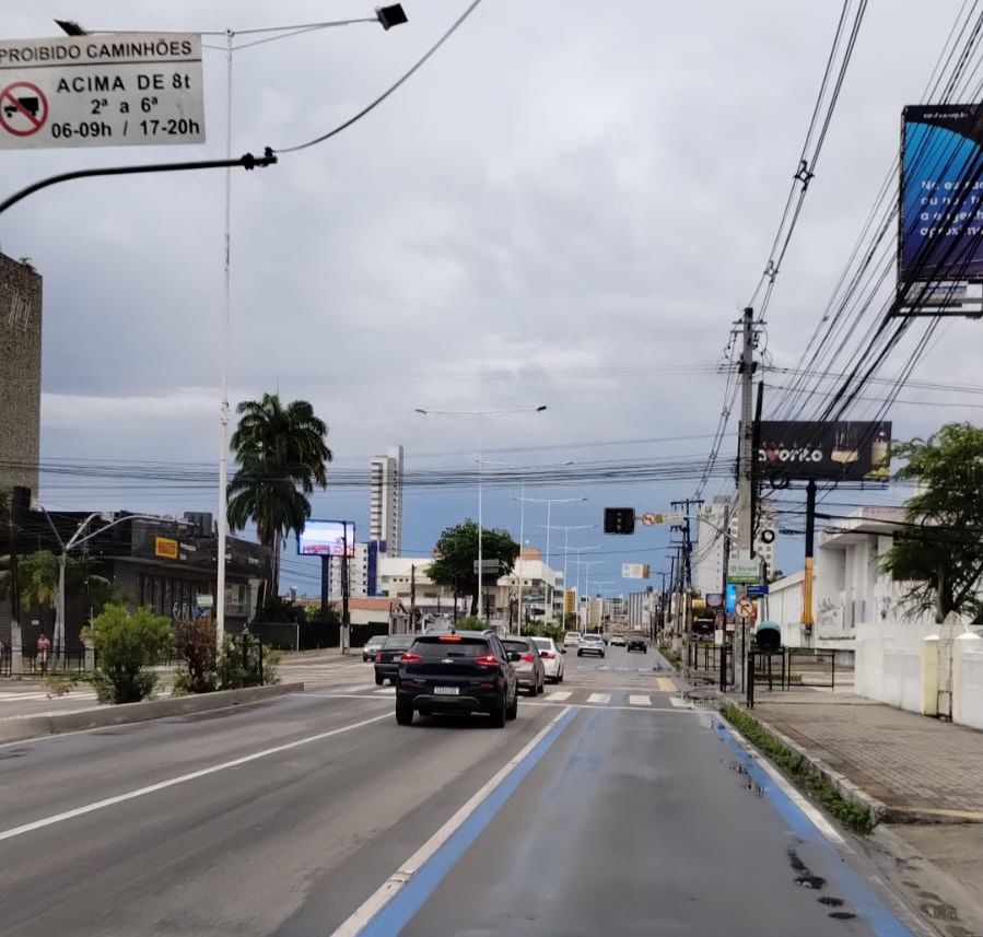 Falta de energia afeta funcionamento de semáforos em Natal; veja os locais