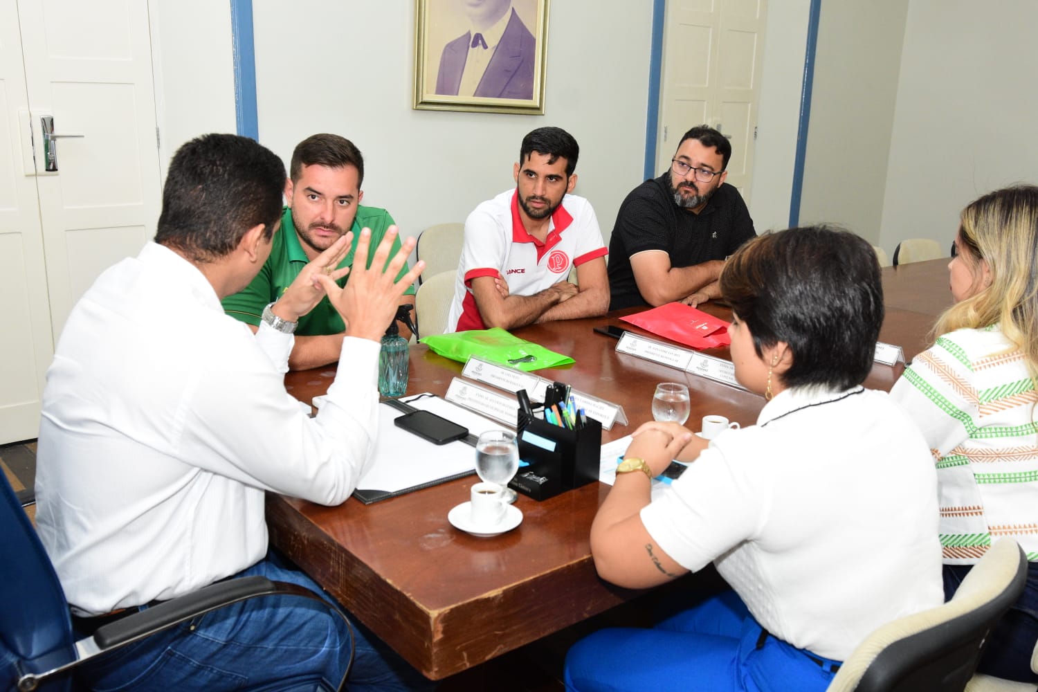 Prefeitura de Mossoró confirma patrocínio para Potiguar e Baraúnas e discute projeto de permuta do Nogueirão