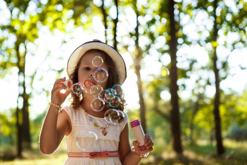 Atividades lúdicas durante as férias de verão aprimoram o desenvolvimento cognitivo infantil