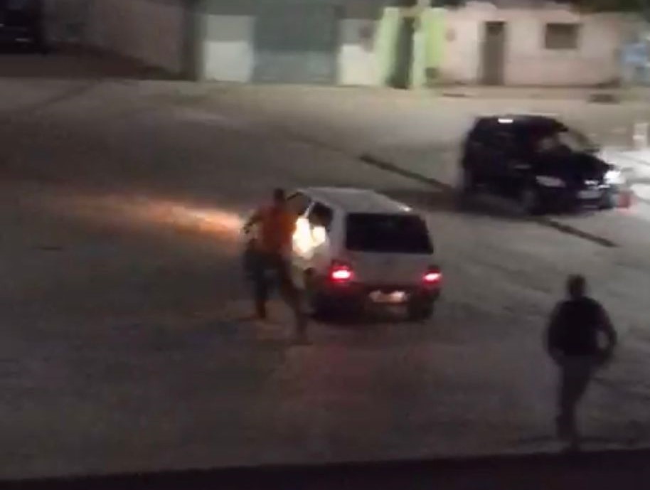 VÍDEO: PM troca tiros com criminoso e impede assalto em posto no Seridó