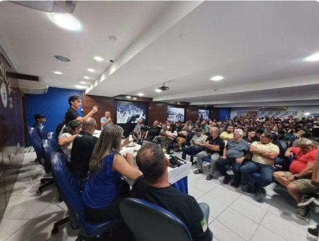 Após reunião com o governo, policiais civis suspendem paralisação das diárias operacionais