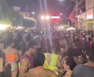 VÍDEO: Governadora Fátima é vaiada pelo público no Carnaval de Caicó