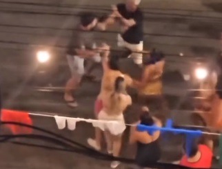 VÍDEO: Policial militar agride filha e outras mulheres na Praia de Pirangi; PM se pronuncia