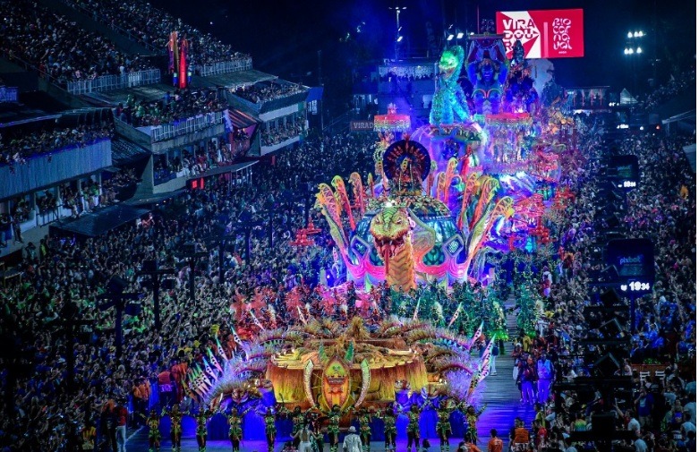 Viradouro conquista o título e se torna tricampeã do Carnaval no Rio de Janeiro