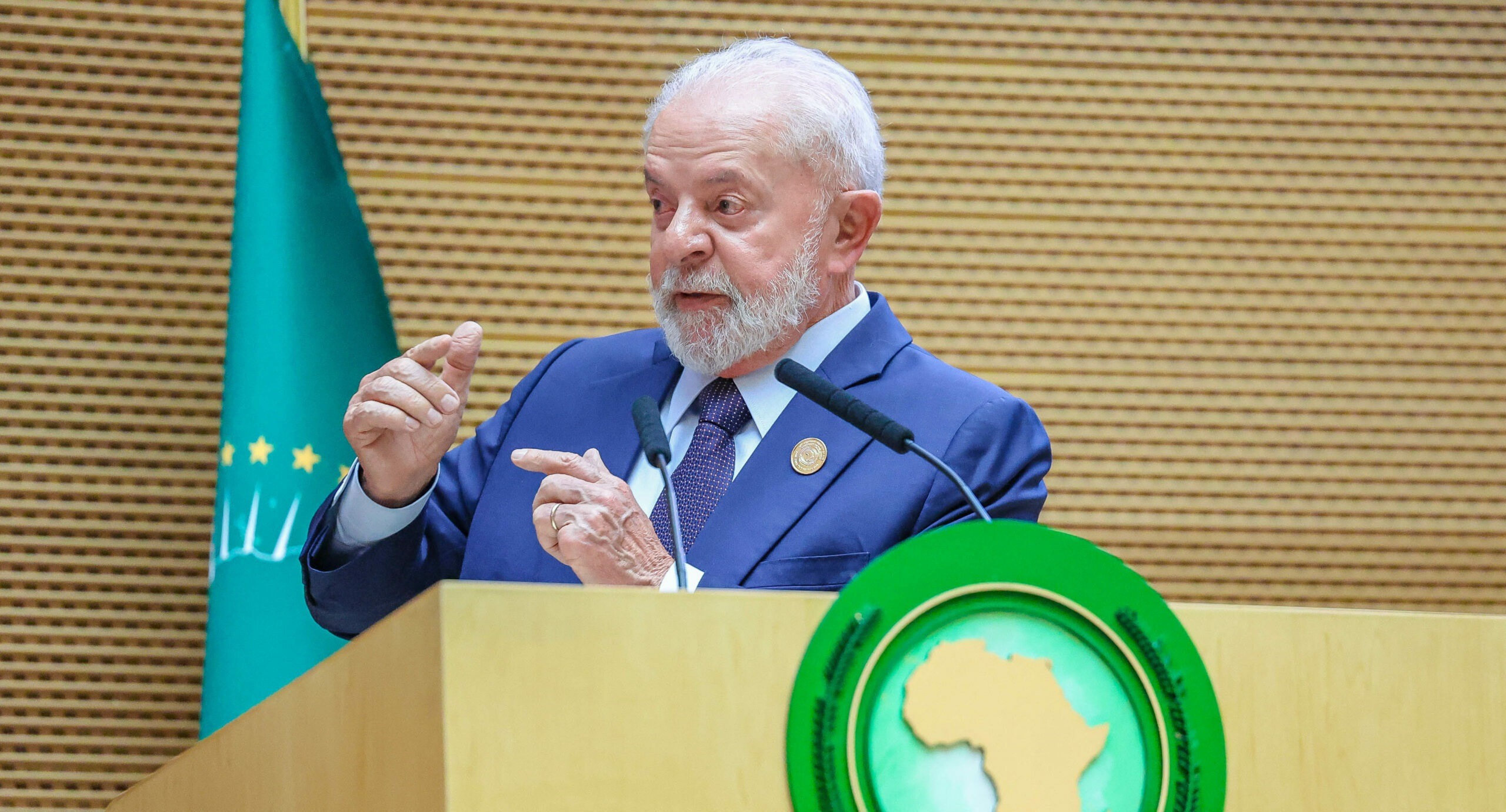 Pedido de impeachment de Lula já conta 87 assinaturas; veja os nomes