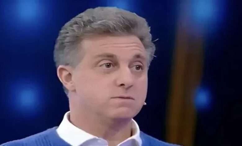 Luciano Huck derruba ibope da Globo e fica atrás da Record