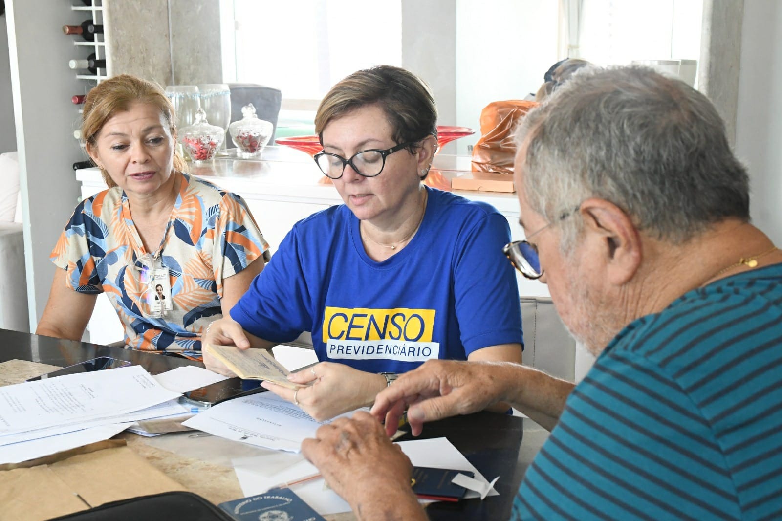 Equipe do Censo Previdenciário 2024 realiza atendimentos em domicílio