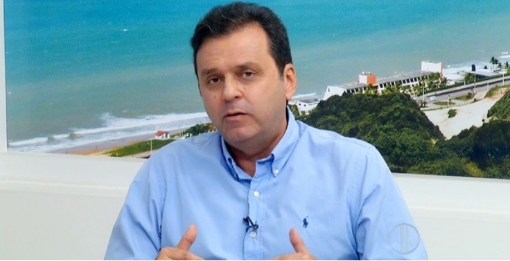 Carlos Eduardo sobre investigação do MP por improbidade: "Não tive contas reprovadas"