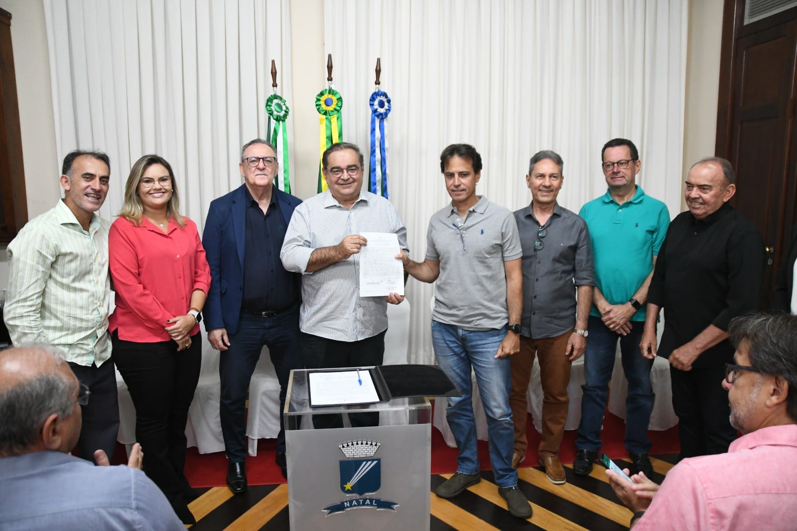 Álvaro Dias anuncia início de operações do Hospital Municipal e autoriza obras de nova etapa