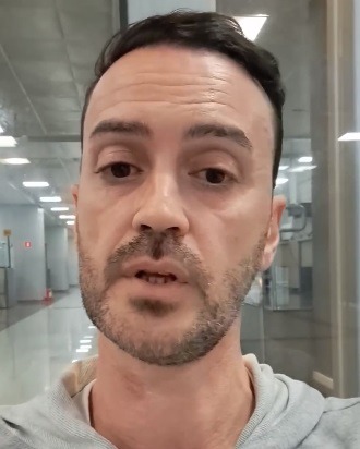 VÍDEO: Jornalista português que veio cobrir ato de Bolsonaro é retido pela PF no aeroporto