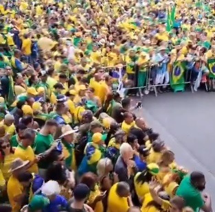 VÍDEO: Com Paulista já lotada, expectativa de público sobe para 700 mil pessoas; ASSISTA