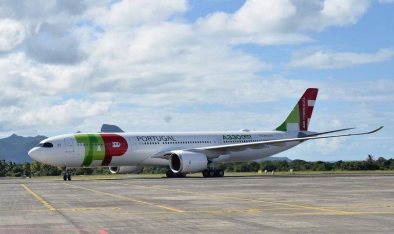 Avião que seguia de Lisboa para Fortaleza é desviado para Natal; entenda