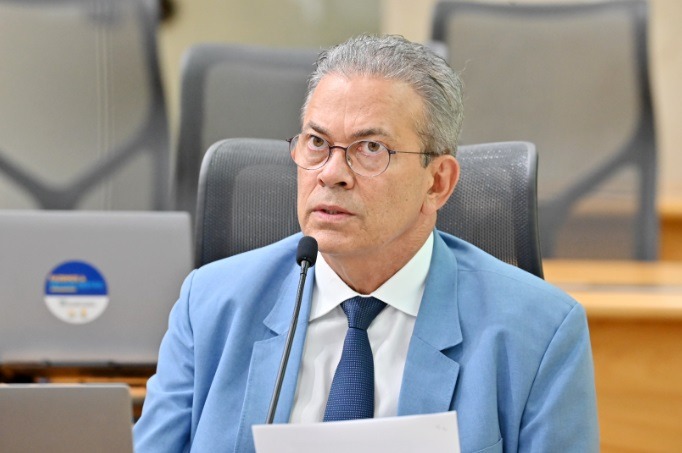 Hermano Morais se solidariza com servidores estaduais prejudicados por acórdão do TCE