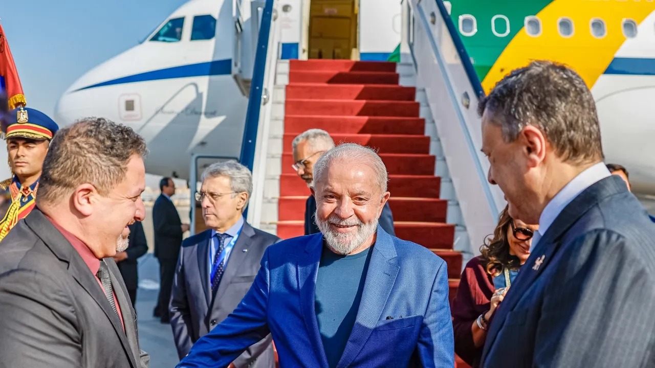 ‘Gafes de Lula ofuscam brilho do Brasil no G20’, diz revista britânica