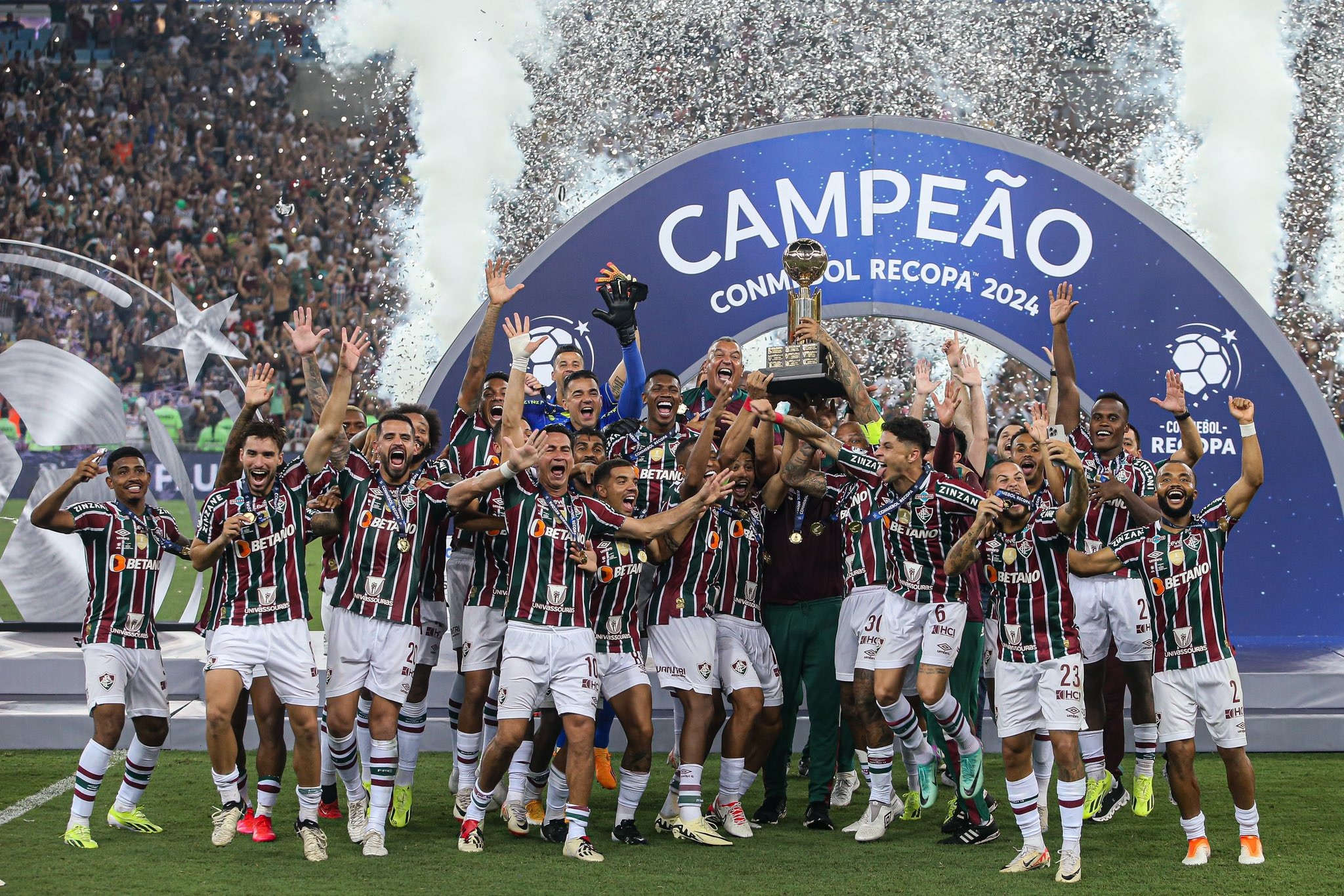 VÍDEO: Fluminense é campeão da Recopa com Arias herói e exorciza fantasma LDU; veja melhores momentos