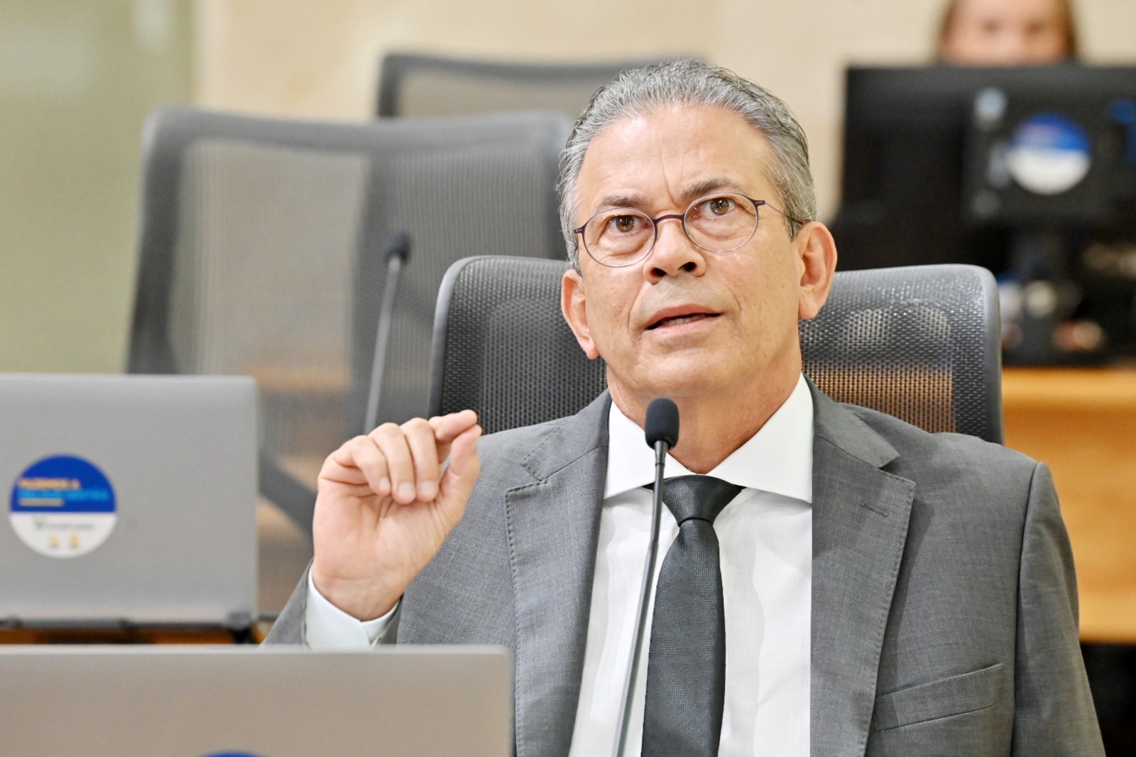 Hermano Morais chama atenção para decisão do STF sobre aposentadoria de servidores