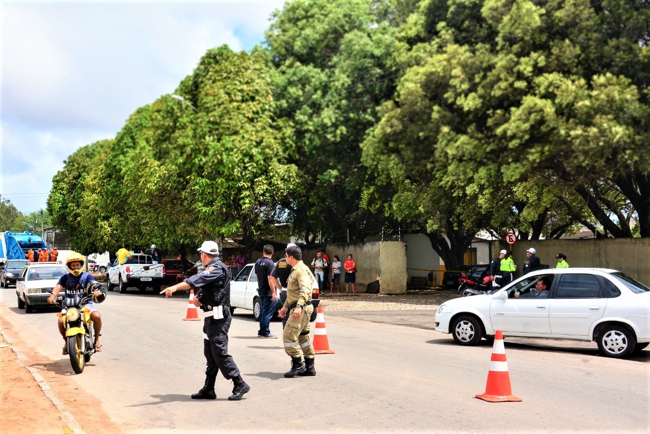 Detran/RN alerta que 310 mil veículos devem quitar o licenciamento nesta semana