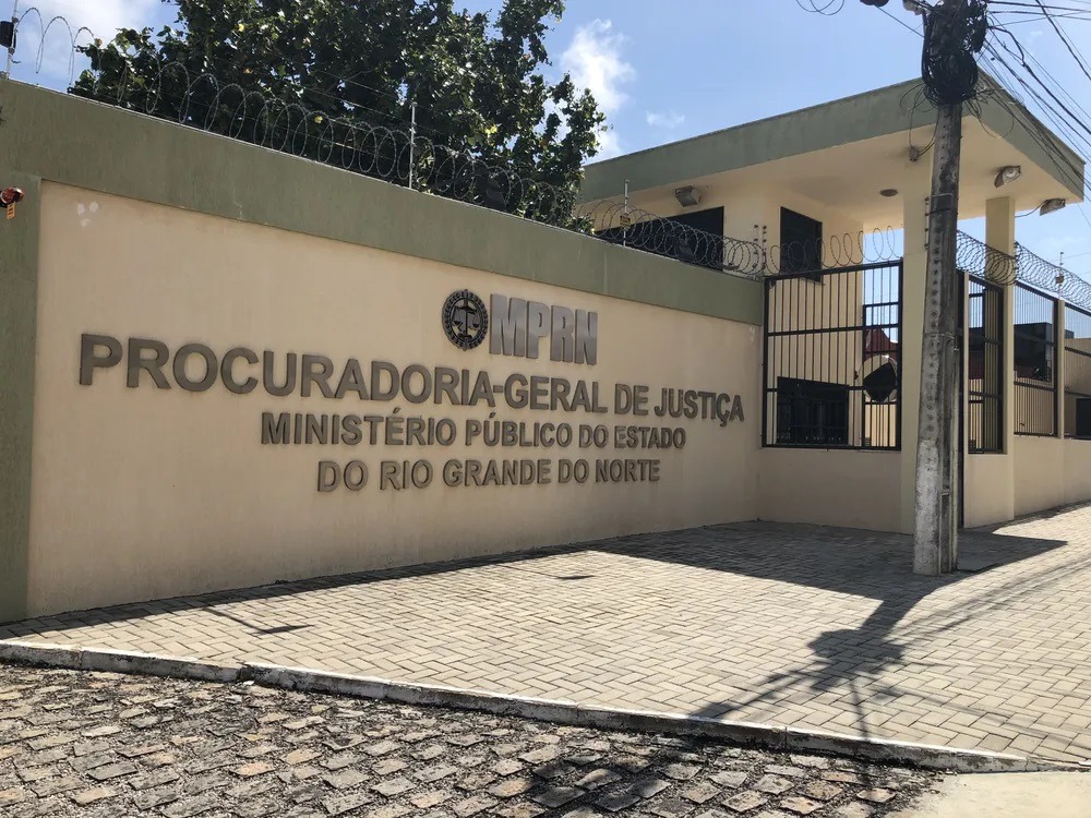 Ex-prefeito do RN é condenado por improbidade