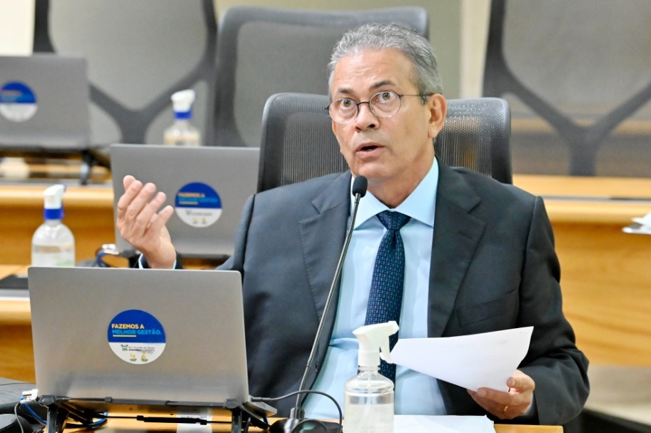 Hermano ressalta trabalho da equipe de saúde que investiga casos de doença rara no RN