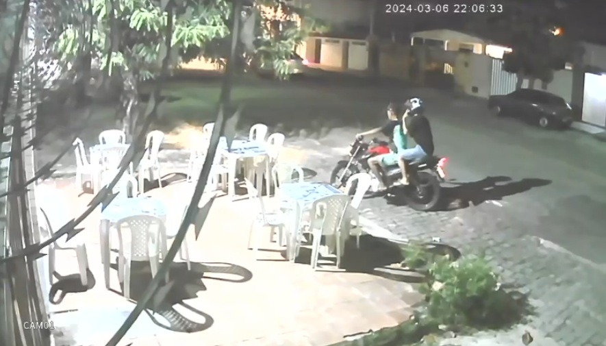 Criminosos assaltam lanchonete na Zona Leste de Natal