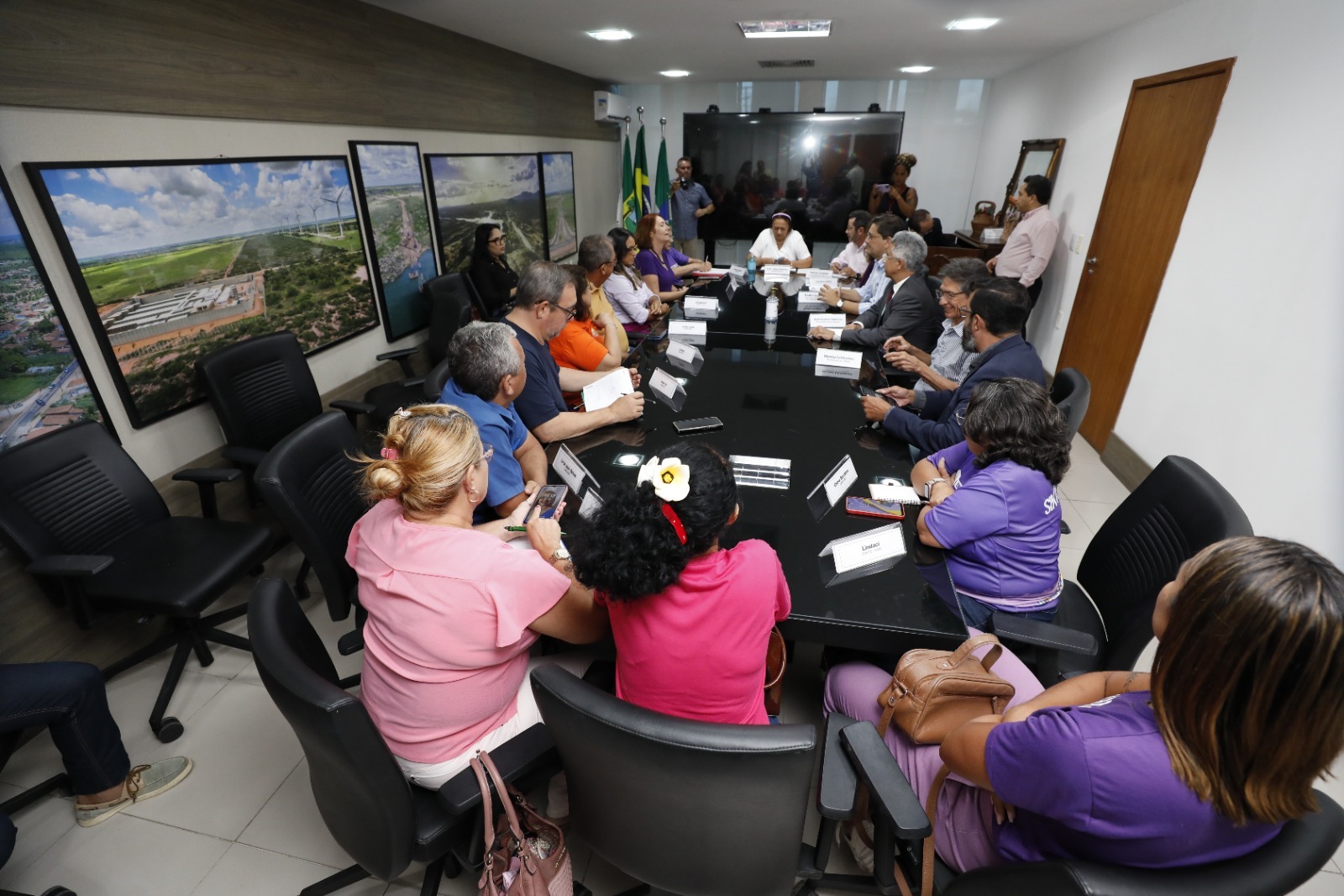 Governo do RN autoriza à PGE entrar com ação para suspender decisão do TCE sobre aposentadoria de servidores