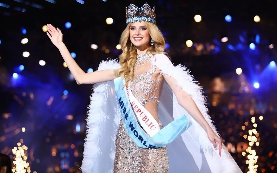 Krystyna Pyszková, da República Tcheca, é coroada Miss Mundo 2024