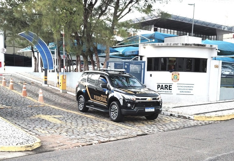 Operação prende mulher suspeita de coordenar facção criminosa na zona Oeste de Natal