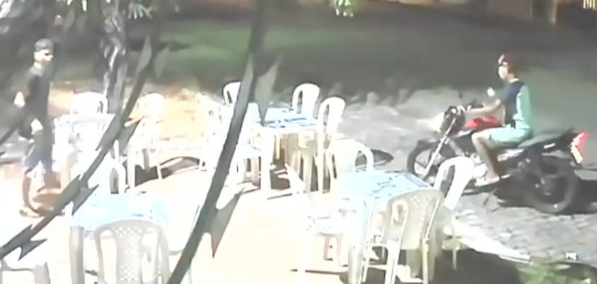 Polícia Civil divulga imagens de roubo de moto na Zona Leste de Natal