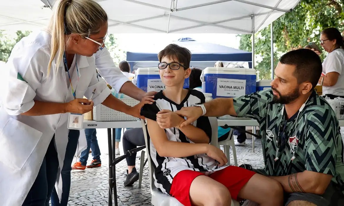 Casos prováveis de dengue já superam os de todo o ano de 2023