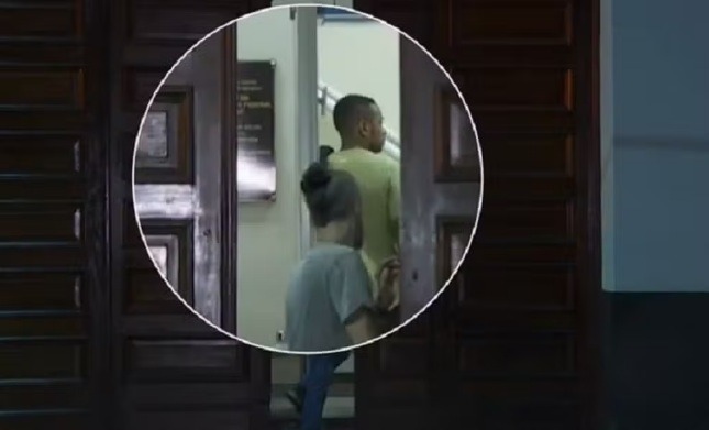 Robinho é levado à penitenciária de Tremembé (SP); ele vai cumprir pena de 9 anos em regime fechado