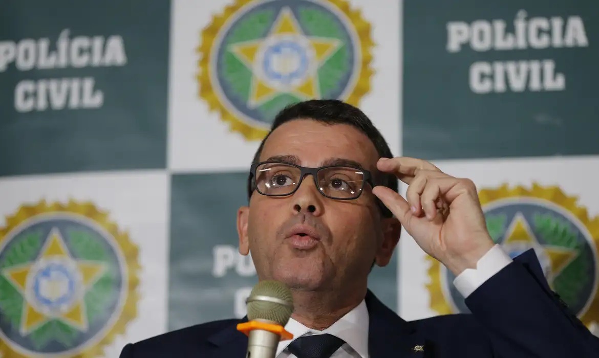 Chefe da Polícia preso por assassinato de Marielle é demitido de universidade onde lecionava Direito