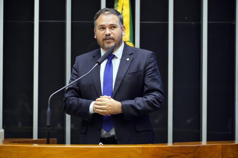 Beto Rosado apoiará candidatura do PL em Mossoró caso Rosalba se alinhe ao PT