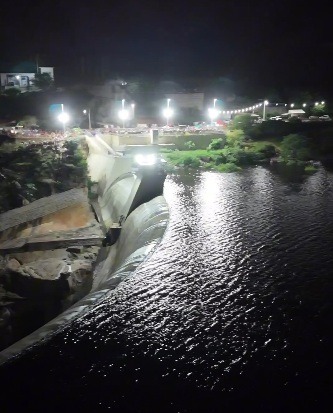 VÍDEO: Veja novas imagens da sangria do Gargalheiras 