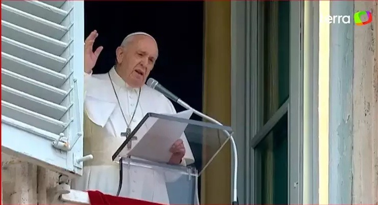 ‘Risco de ameaça à dignidade humana’, diz Vaticano sobre mudança de gênero; documento aprovado pelo papa também condena o aborto