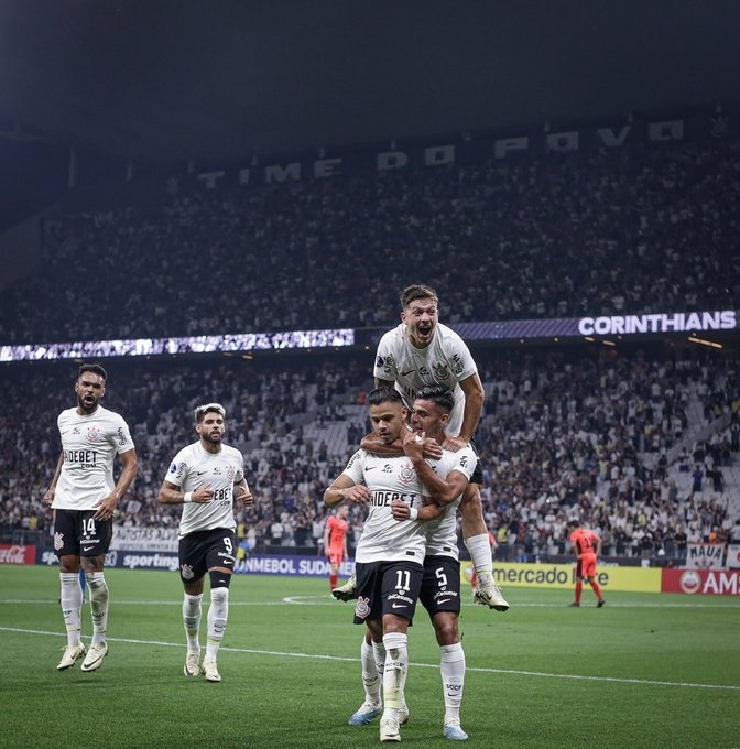 VÍDEO: Romero comanda o passeio, e Corinthians goleia Nacional pela Sul-Americana