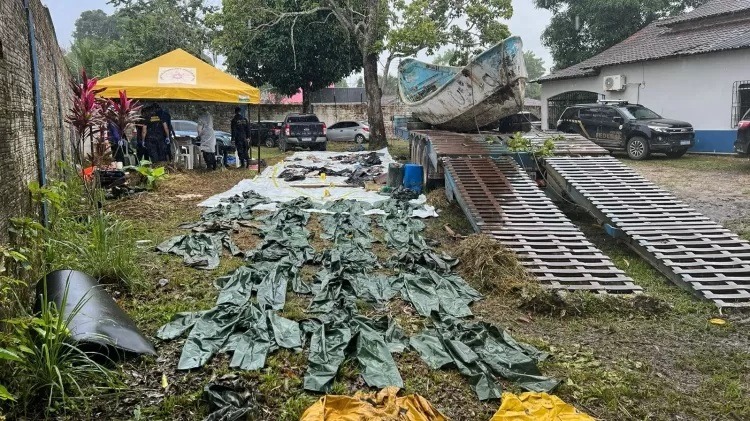 Barco saiu da África com 25 pessoas, que devem ter morrido de fome, diz PF